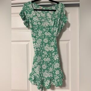 Billabong Green White Floral Beach Midi Wrap Spring Summer Dress